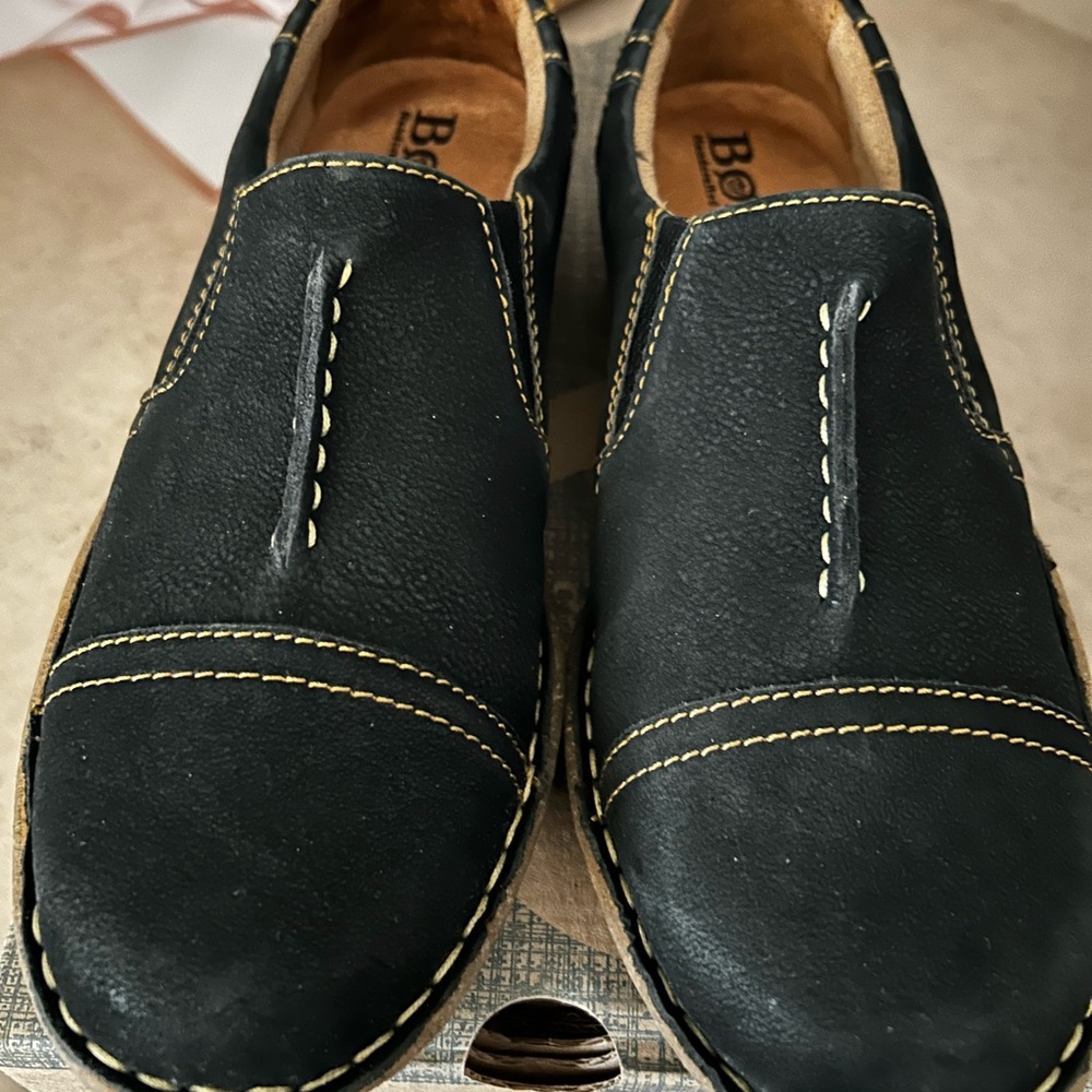 Born, black leather, slip on casual shoes !